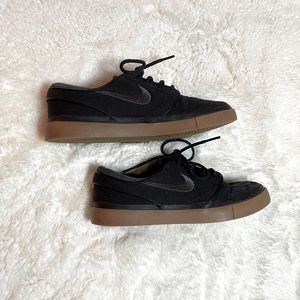 Stefan Janoski Nike Skateboarding Shoes